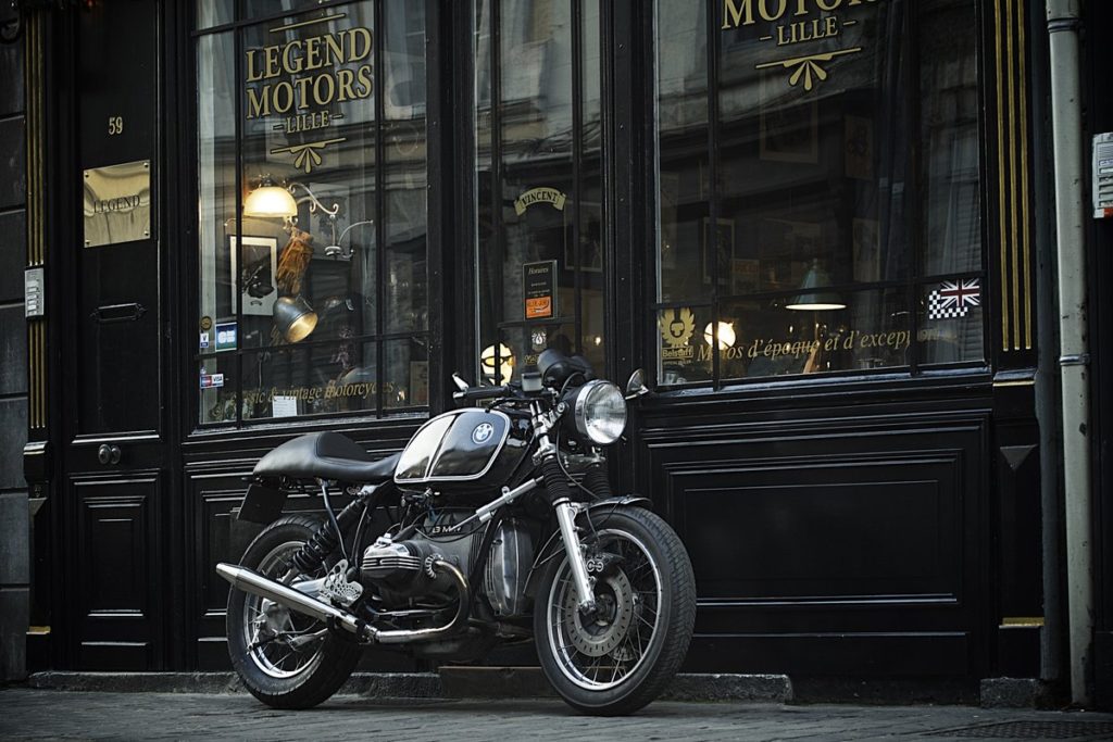 BMW 1000cc série 7 café-racer, à vendre chez Legend Motors Lille.