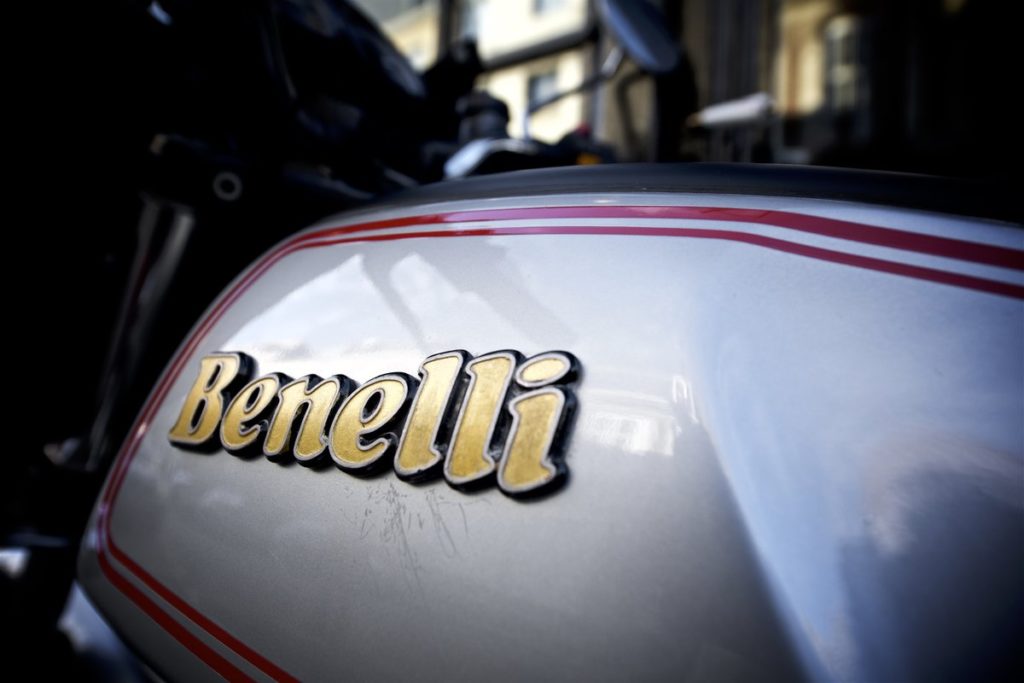 Benelli 900 SEI 1981, à vendre chez Legend Motors Lille.