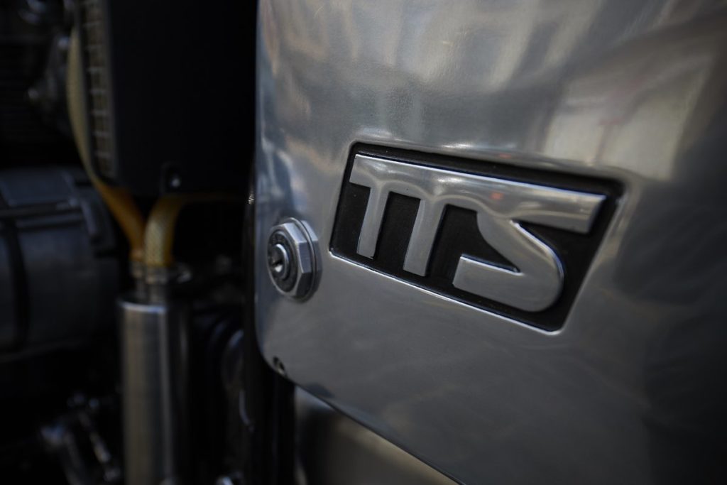 Münch-4 1200 TTS 1973, à vendre chez Legend Motors Lille.