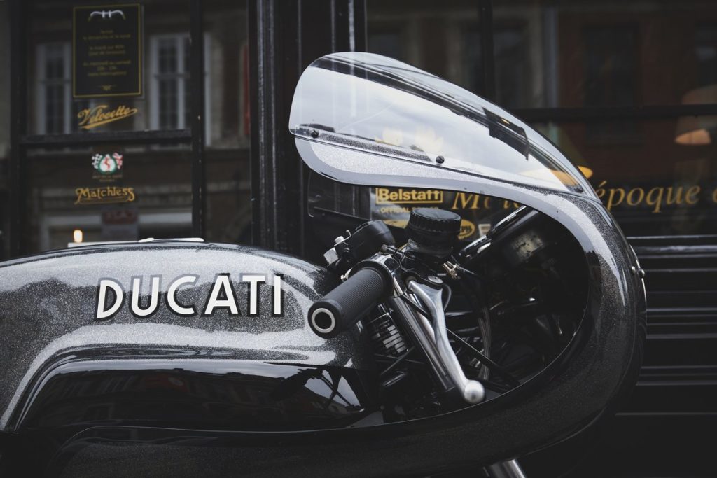 Ducati 900 SS Imola Evocation, à vendre chez Legend Motors.