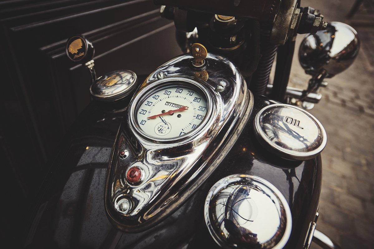 indian chief black hawk motorcycle