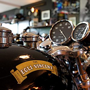 Legend Motors Lille - Ambiance.